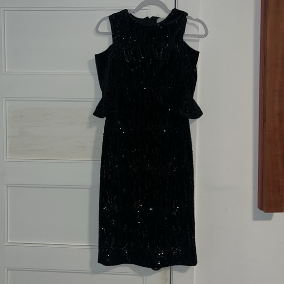 Teri Jon black Sequined Cold Shoulder Velvet Dress size 4 - Picture 5 of 13